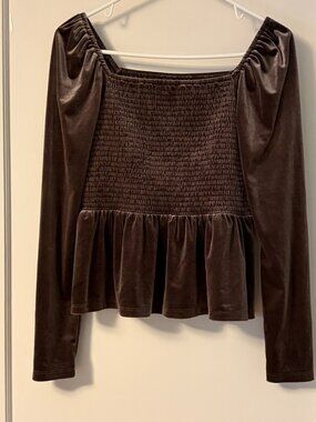 Gap smocked peplum velvet top in brown noir size medium neutral fall winter